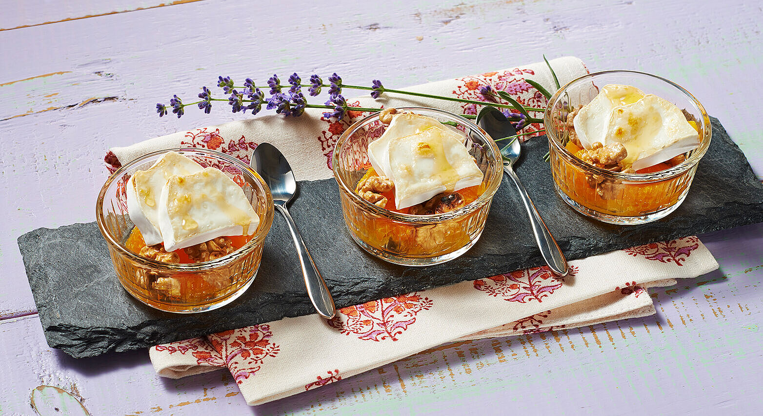 Orangen Dessert mit Walnüssen und Chavroux