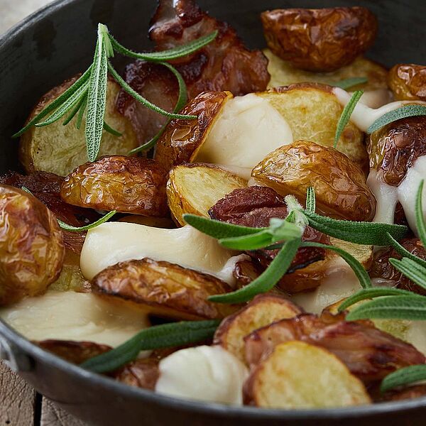 Rosmarinkartoffeln mit Chaumes - leckere Rezeptidee
