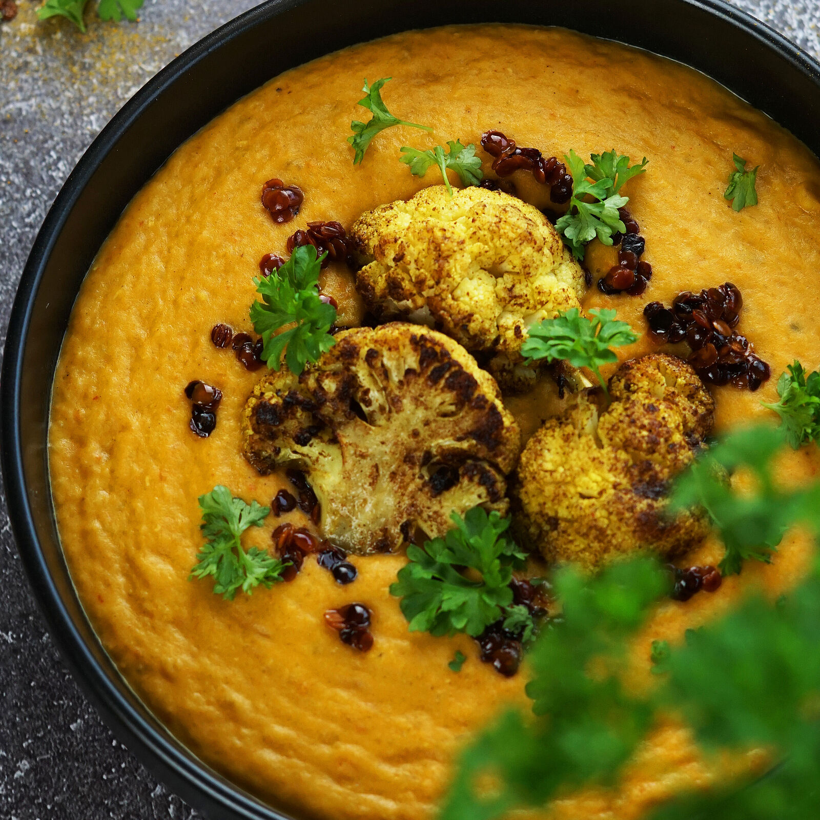 Linsensuppe mit Blumenkohl