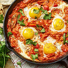 Rezept für feurige Shakshuka mit Brunch