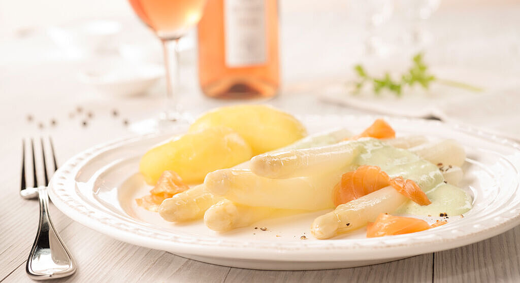 Spargel mit Bresso-Chardonnay-Crème